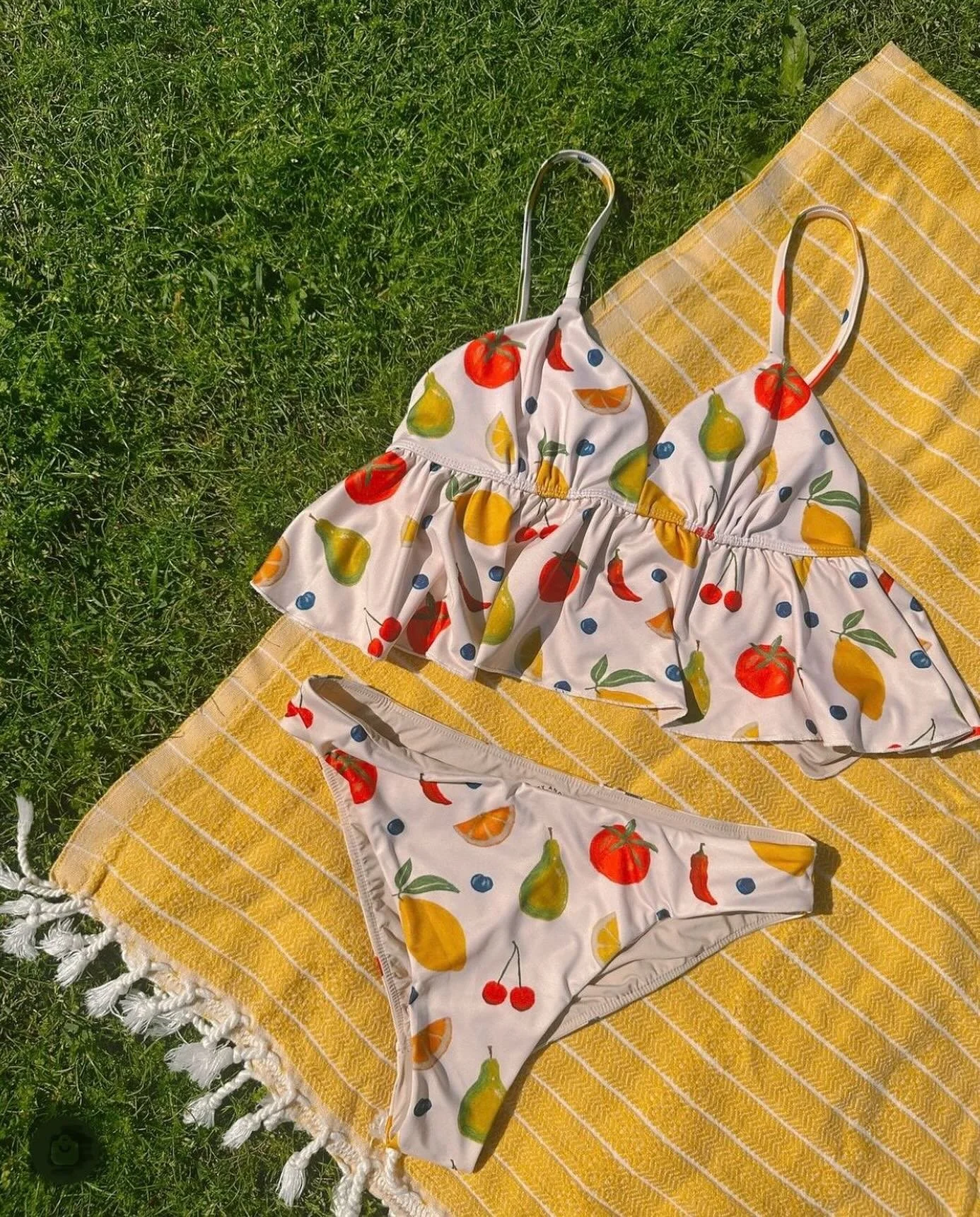 It&rsquo;s finally warming up on the East Coast and we are always ready for summer with @kitty_and_vibe! 

#entrepreneur#femaleentrepreneur#swimweardesigner#fashionfactory#creative#sweeniemanufacturing#summer2024#cutmakesew#design#bikini#swimwear#nys