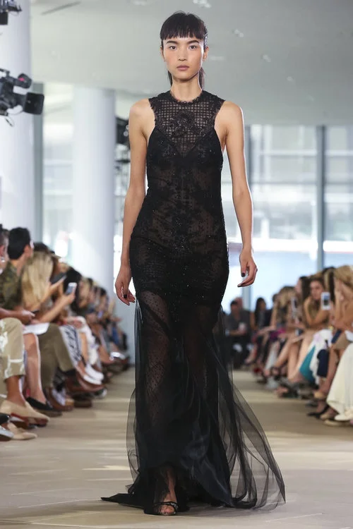 Monique Lhuillier: The Dreamy Designer-SS17 Collection