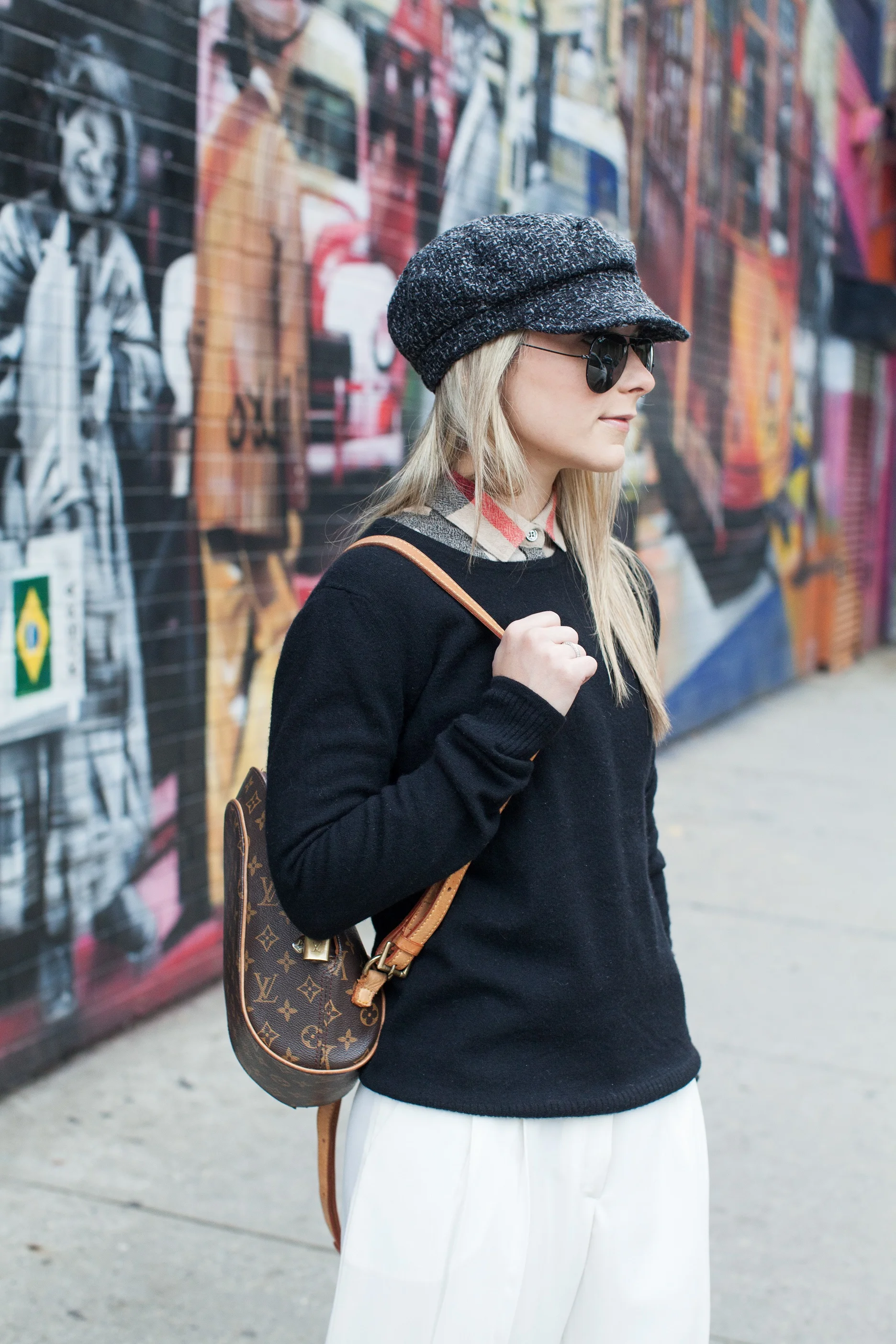 blacksweater_louisvuittonbackpack