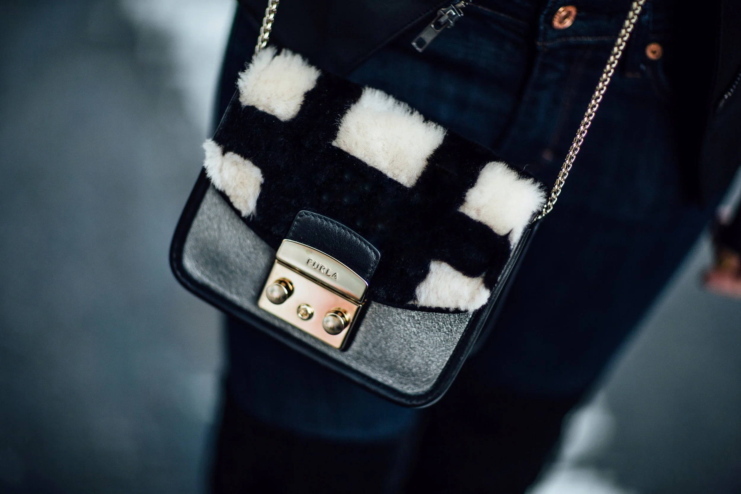 Valentine's Gift Guide: 5 Purses To Gift For Valentine's