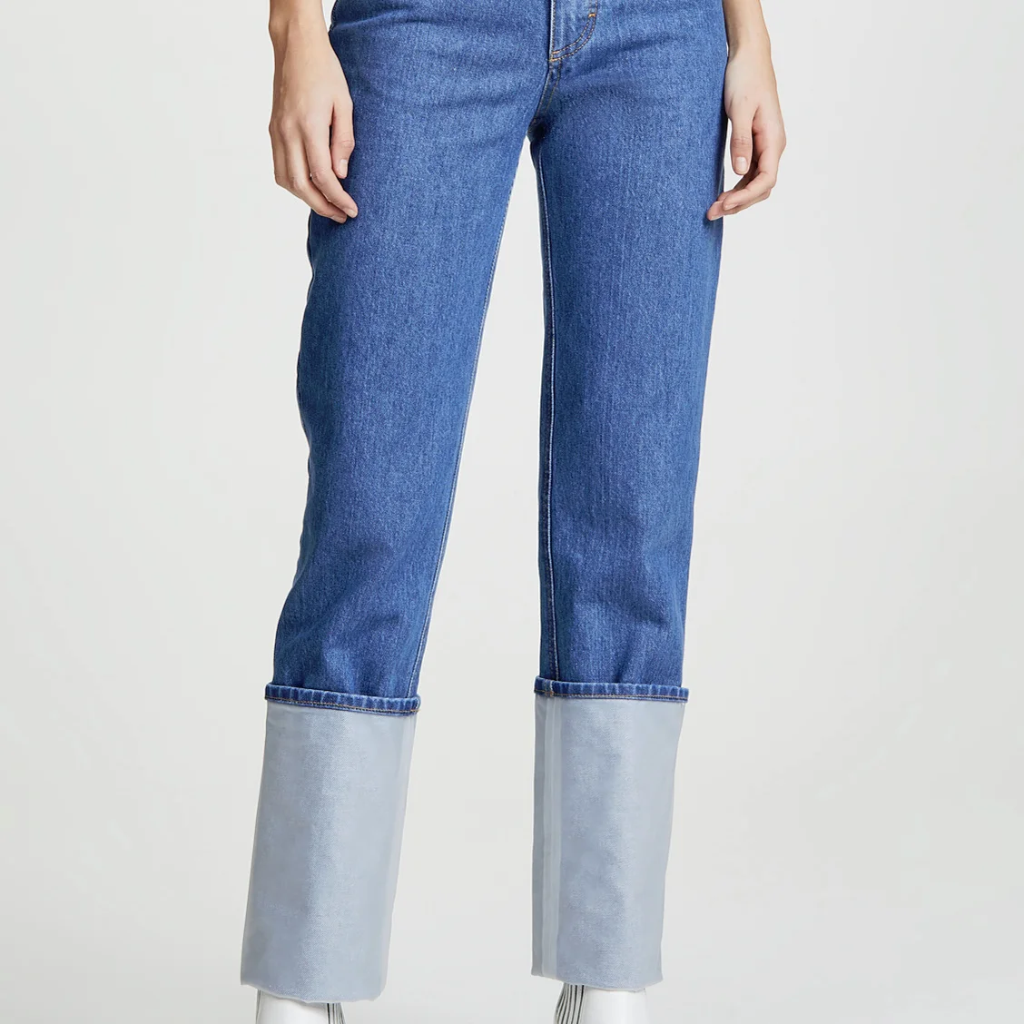 ksenia-schnaider-jeans-christie-ferrari