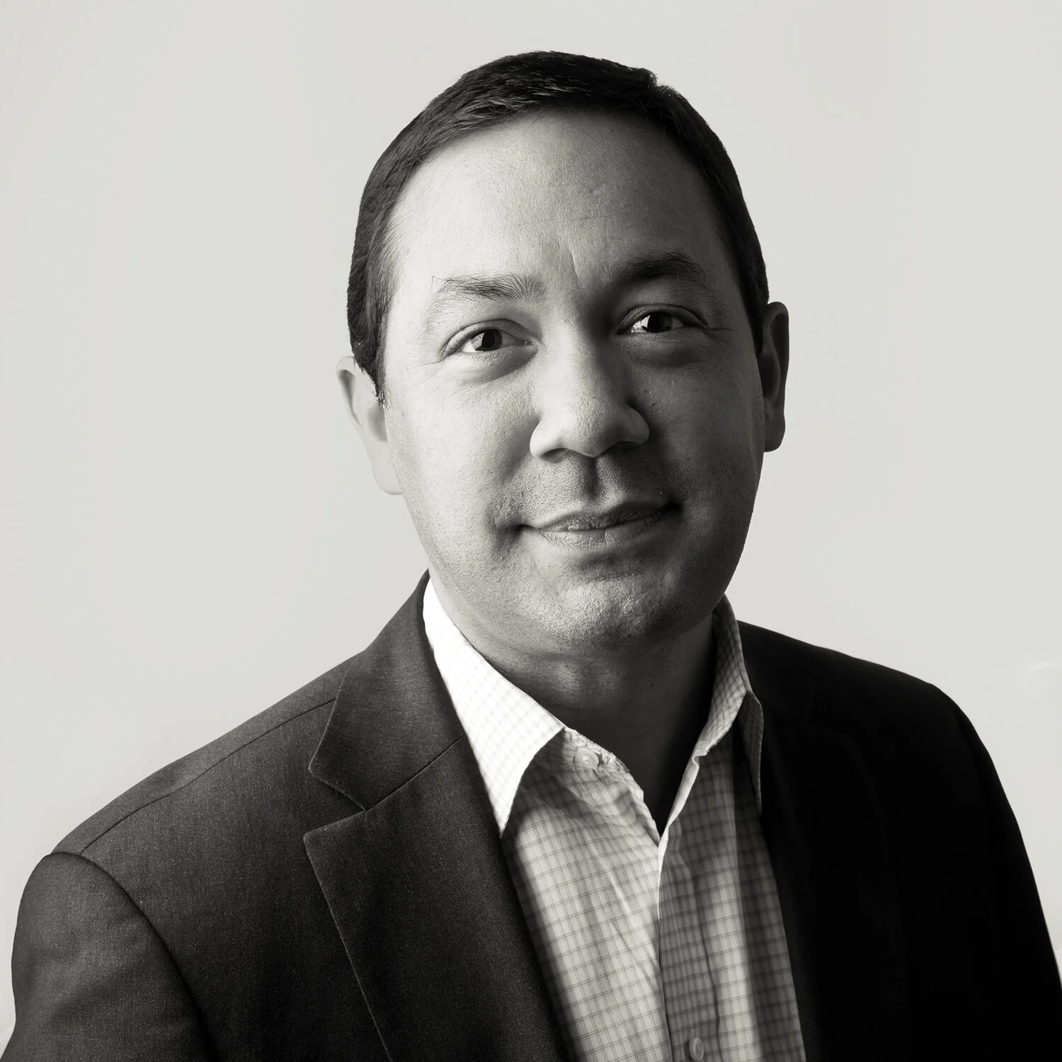 Daniel Olmos, Partner