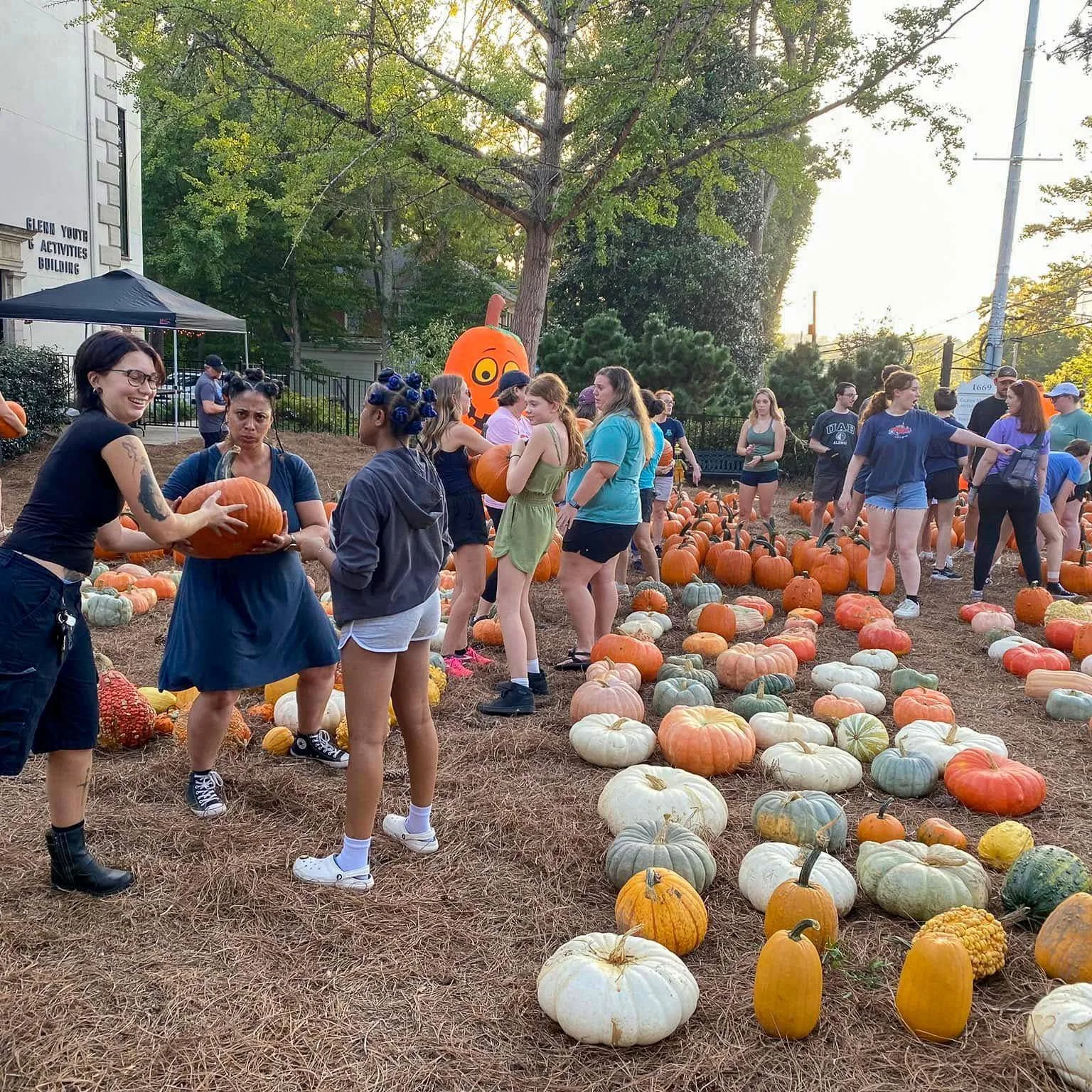 All hands on deck for our annual pumpkin unloading! Our tradition to transform the front yard of the Youth and Activities Building into a pumpkin patch, with the sales supporting Glenn Youth Missions, begins this Sunday, October 5, at 6pm. All ages/a