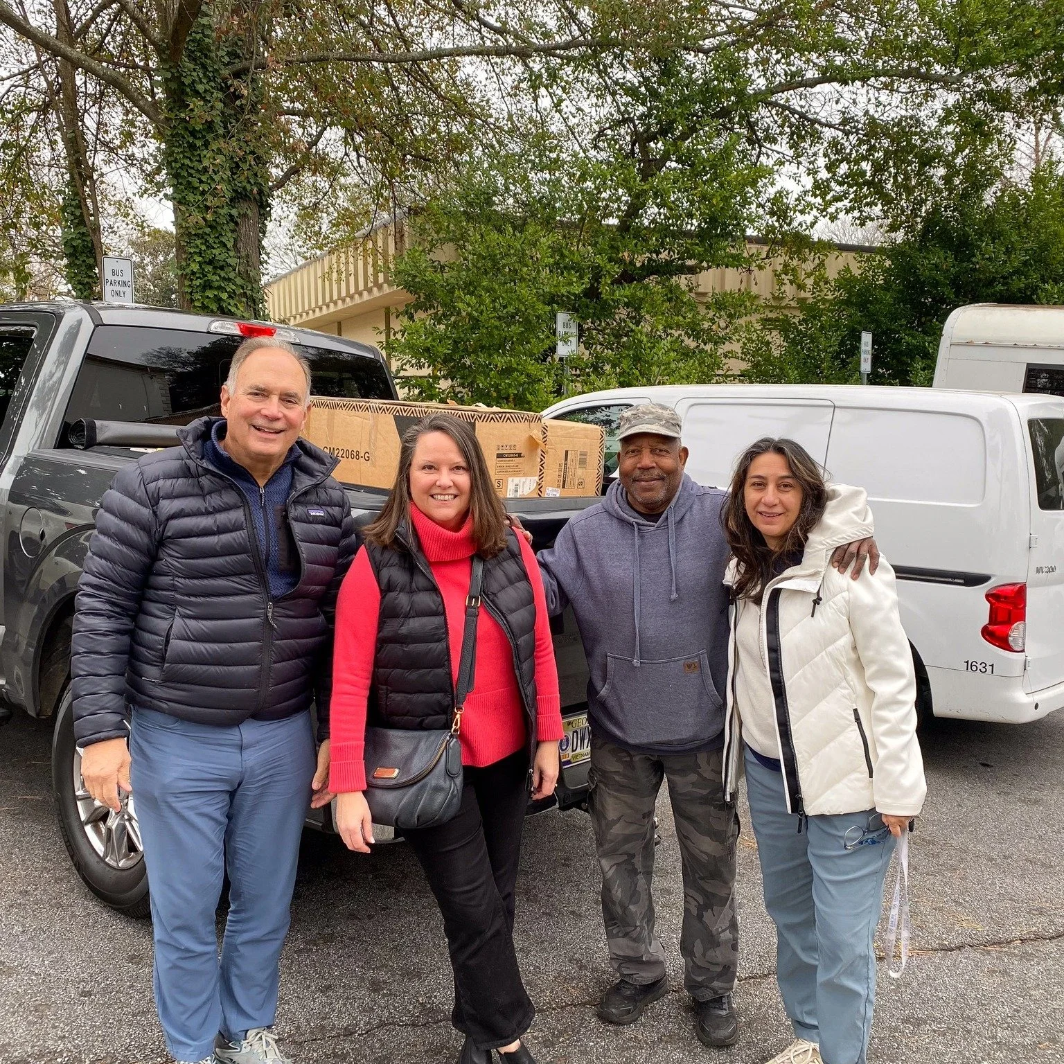 @emoryuniversity celebrated the season with beautiful Christmas trees at a staff party that they wanted to share with the community. Through our Glenn Church connections, volunteers from Emory and Glenn loaded a truck full of trees to be shared with 