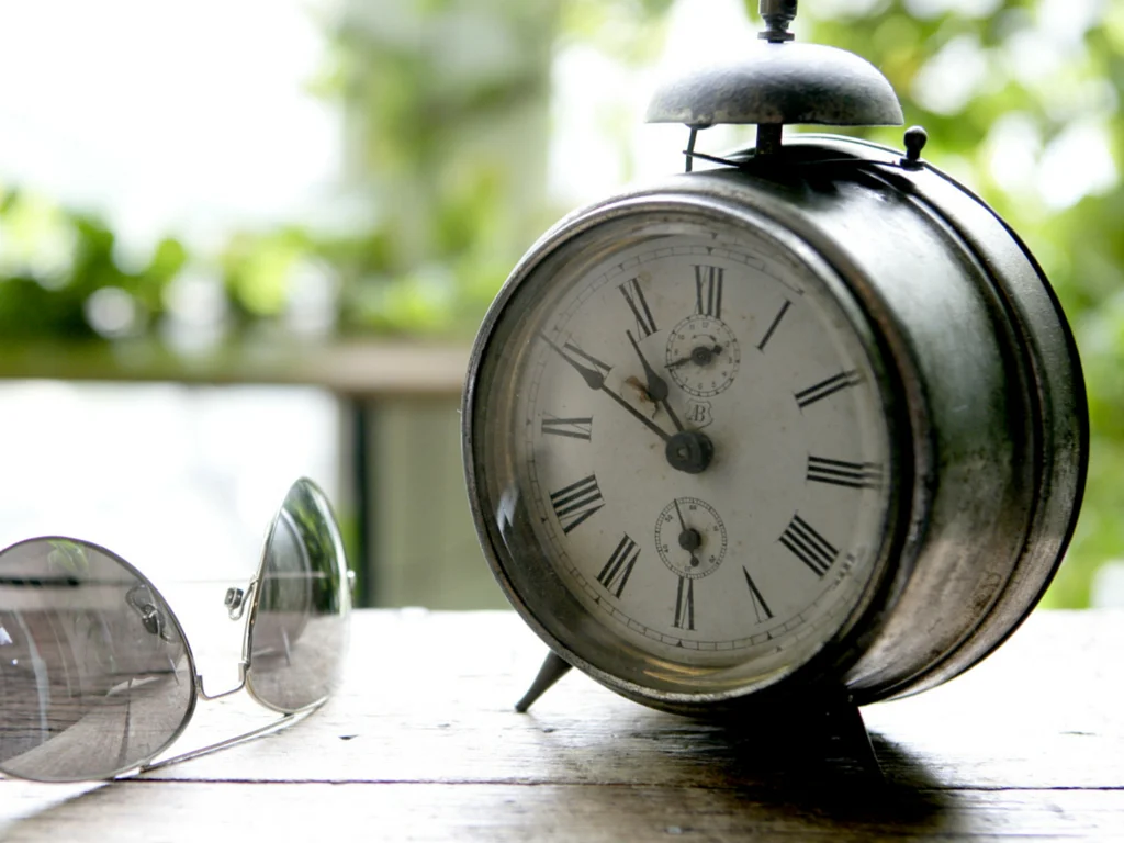clock1.jpg