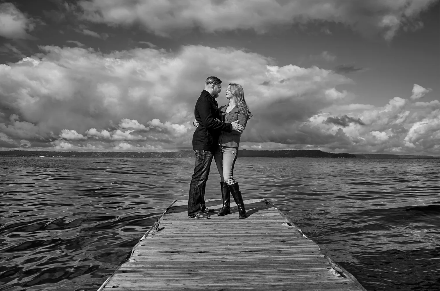 HJ_DOCK_193_bw.jpg