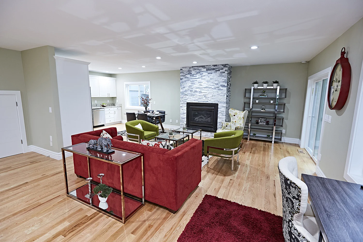 DOWNSTAIRS_C21_SOK_CHENG_02.jpg