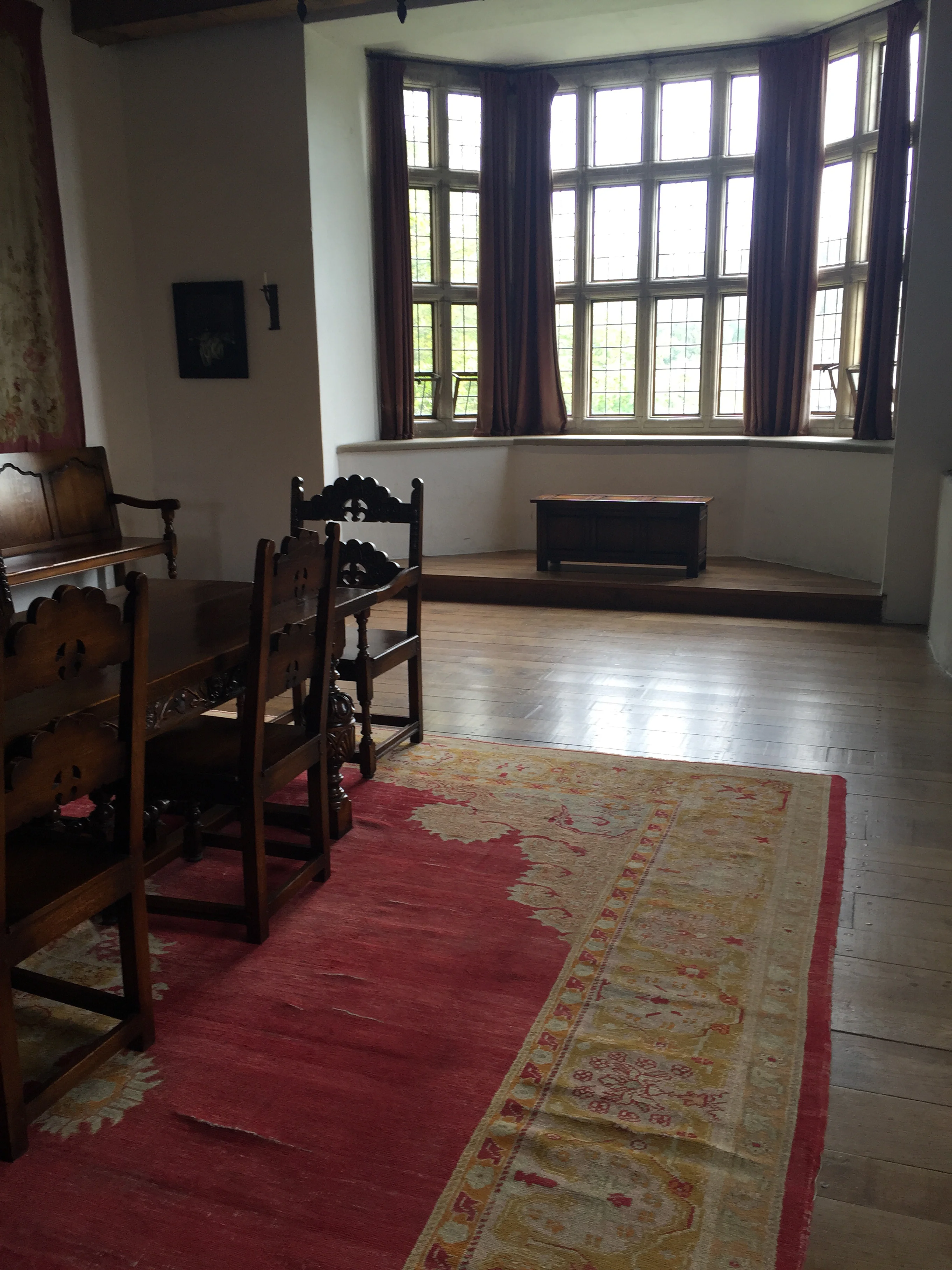 Replica dining table and rugs.
