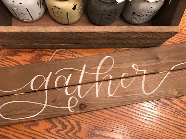 Hand Lettered Farmhouse Signs Class