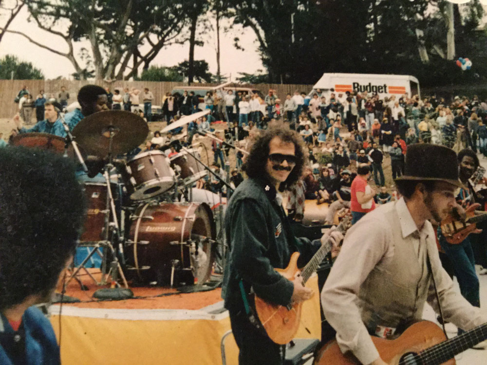 Roy Rogers and Carlos Santana sitting in with John Lee Hooker and band at Golden gate park 1980s
