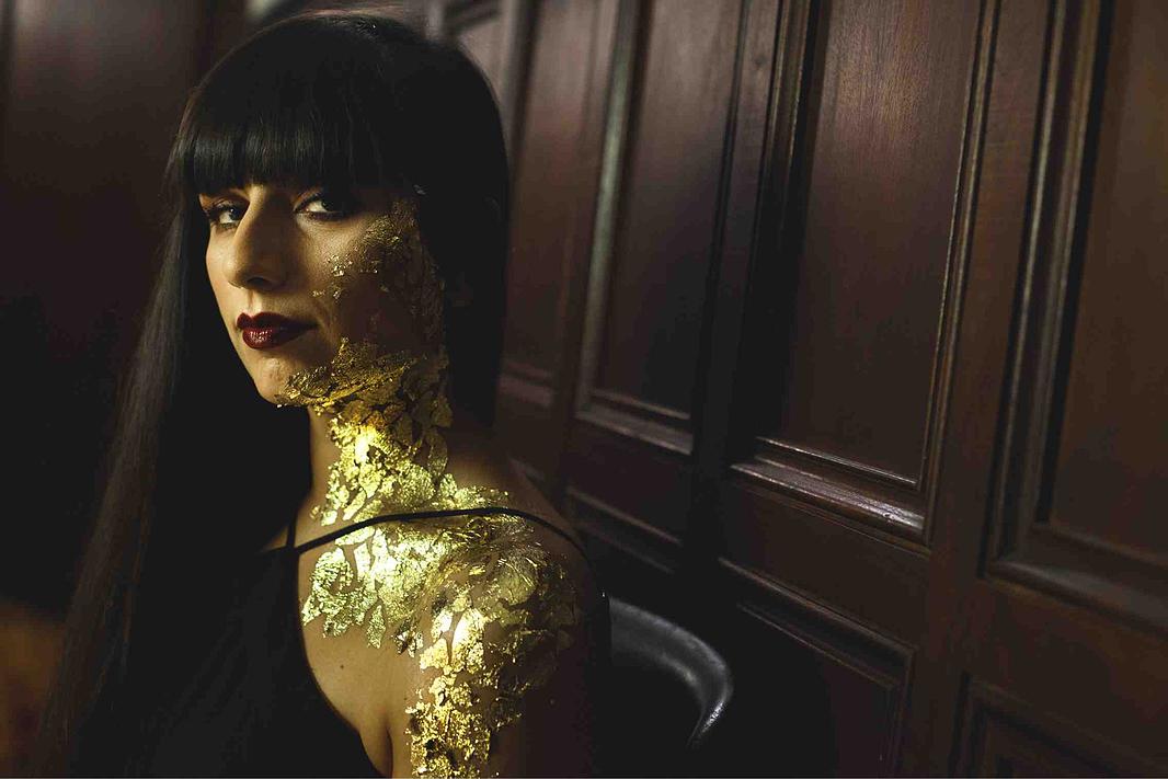 Photo by: Cory Ring, model: Azadeh