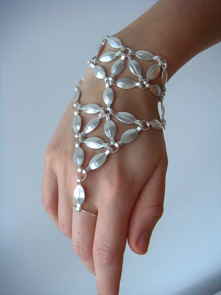 Mesh silver hand piece