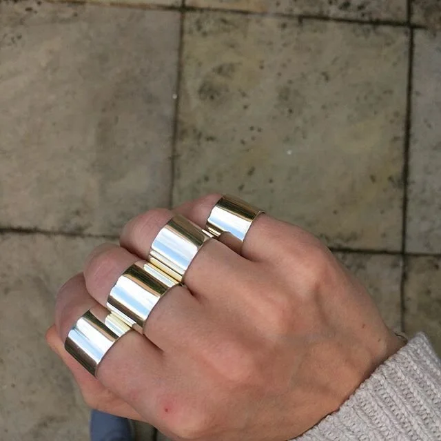 Rings with a back twist.
-
-
-
-
#silverrings #rings #silver #gift #summer #accessories #hand #handjewelry #smycke #back #baby