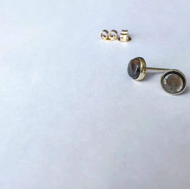Gold sheen sapphire earrings. #goldsheensapphire #earrings #earringstyle #sapphire #safir&ouml;rh&auml;ngen