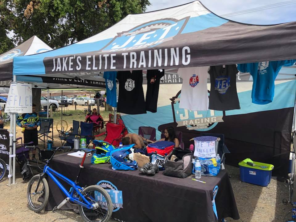 jet tent 1.jpg