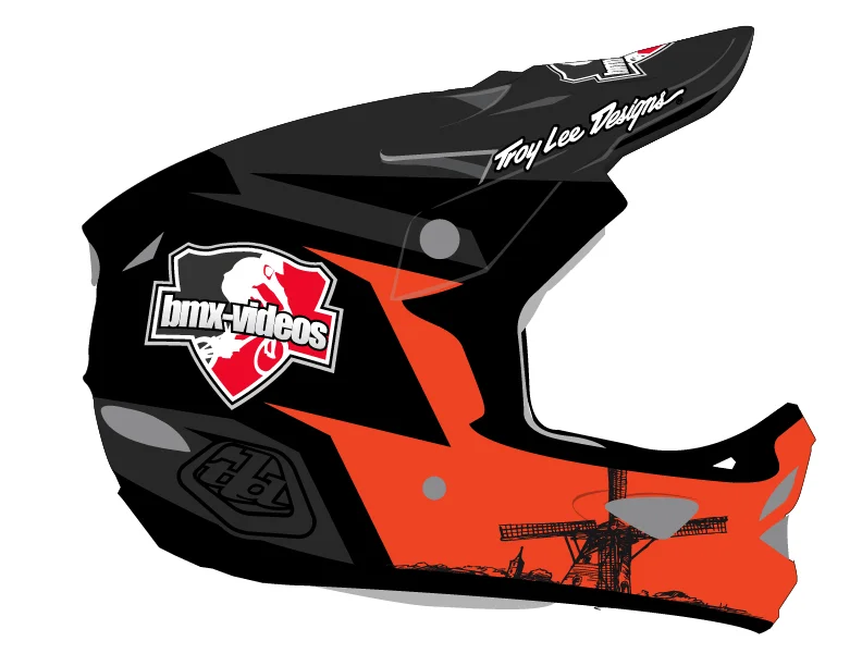 niekhelmet2017_3.jpg