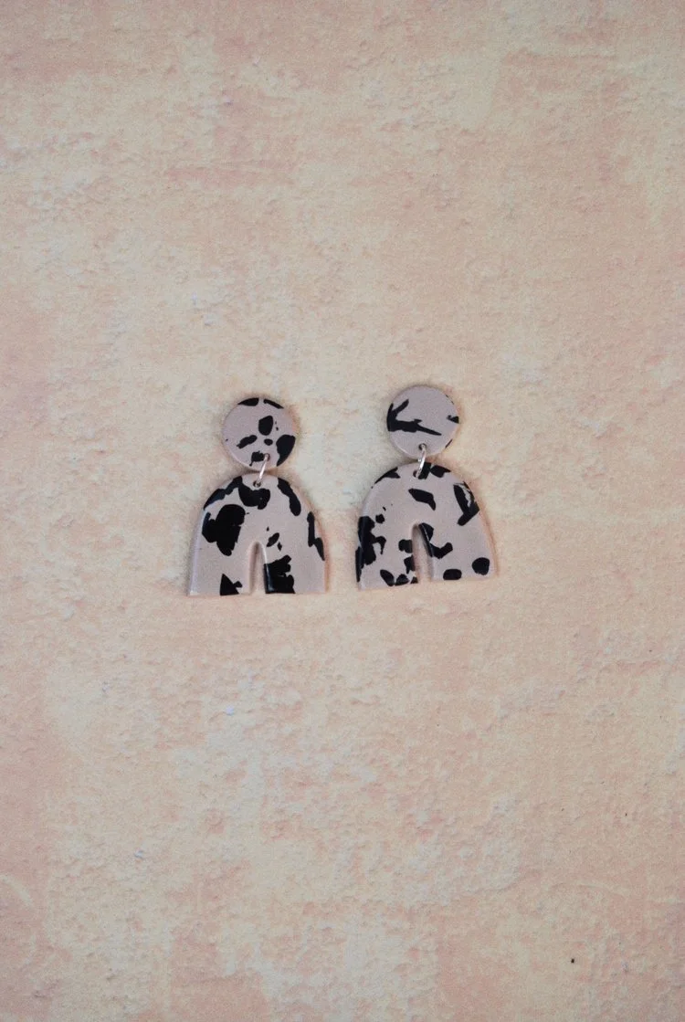 SMALL CLAY DALMATIAN ARCH EARRINGS