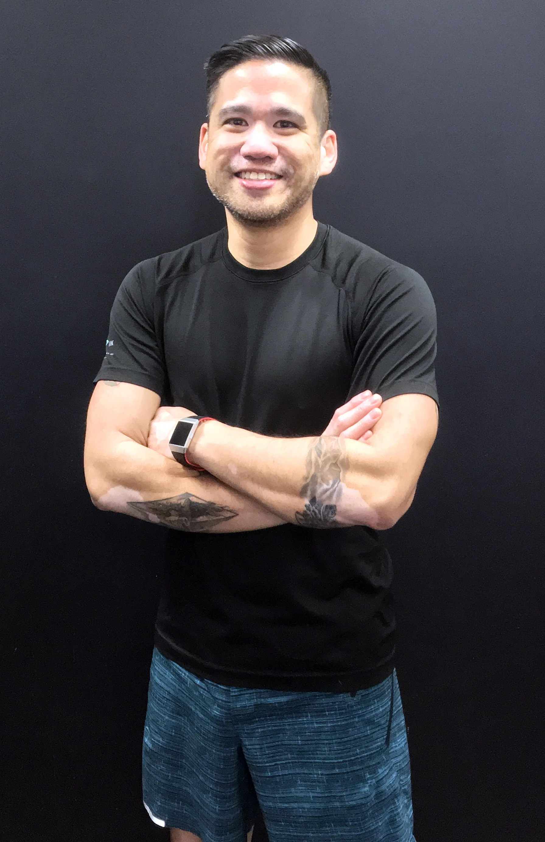 Joe Rios Instructor A former couch potato, since starting his fitness journey in 2009, Joe has run a marathon on all 7 continents and became certified to teach a wide variety of fitness classes such as spinning and HIIT. At his day job, Joe is a Sales Leader known for helping Canadian exporters reach new international markets. In the gym however, he is known for his high energy in your face training style, his motivating upbeat music and his overuse of the phrase “You got this!”.