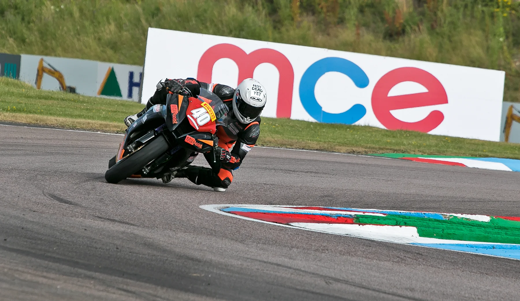 Nadieh looking comfortable on the Team ILR ZX10 at Thruxton. Photo by www.burnoutmedia.uk