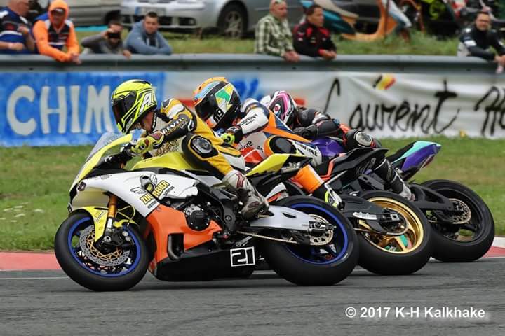 Close battles in IRRC Superbike! Photo by Karl Heinz Kalkhake.