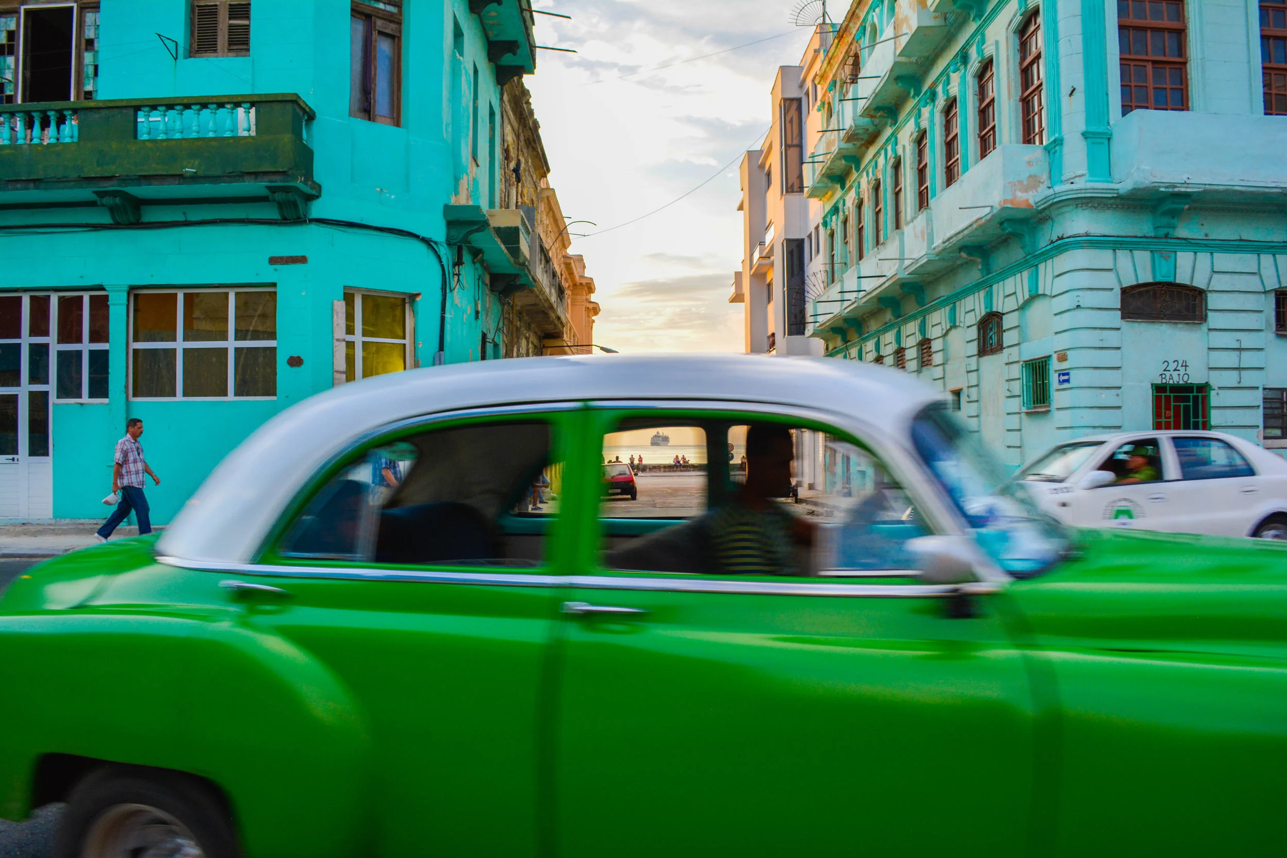 Bonvoyage (1 of 1).jpg