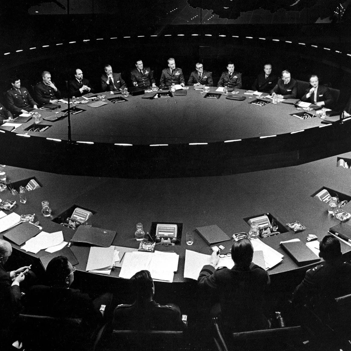 Circular Desk Kubrick.jpg