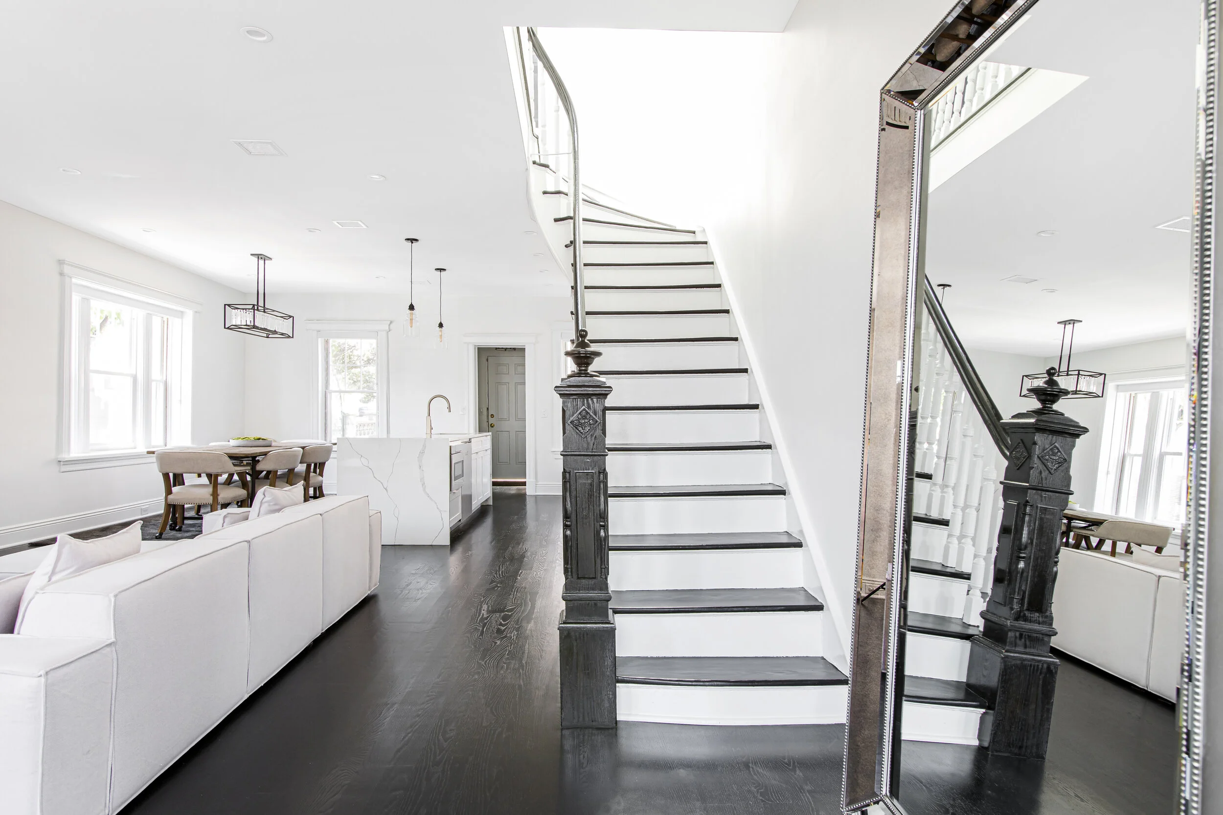 Architect-Led Luxury Townhouse Design &amp; Renovation Solutions