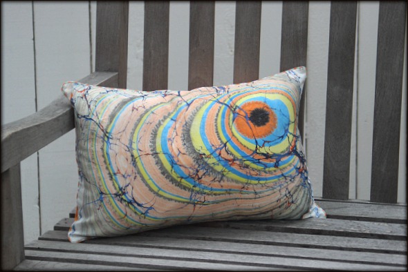 AccentPillowOvermarbleBench.jpg