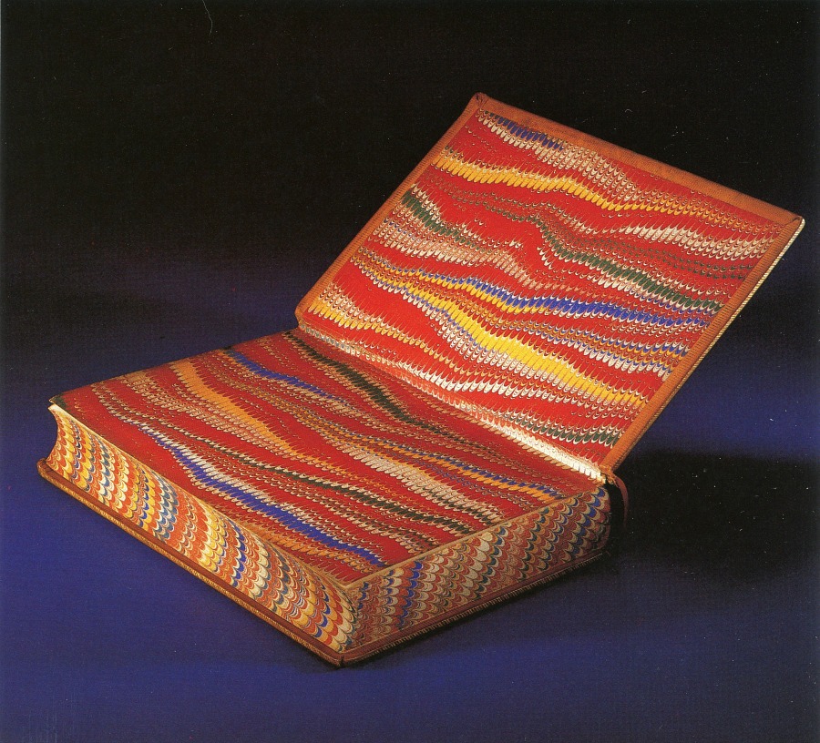 Image courtesy of Einen Miura from the book, The Art of Marbled Paper
