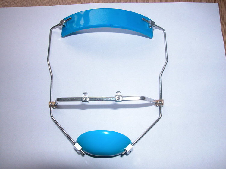 ADJUSTABLE FACE MASK