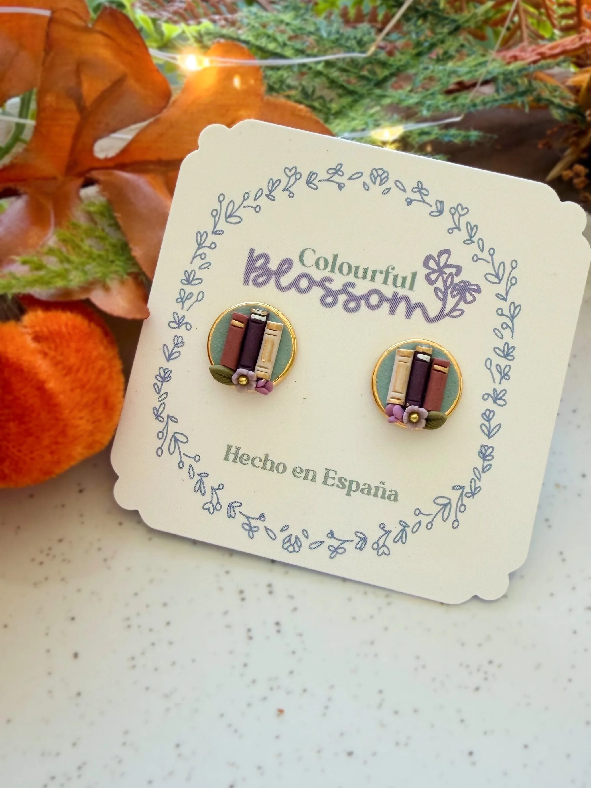 Book Shelf Studs - LG