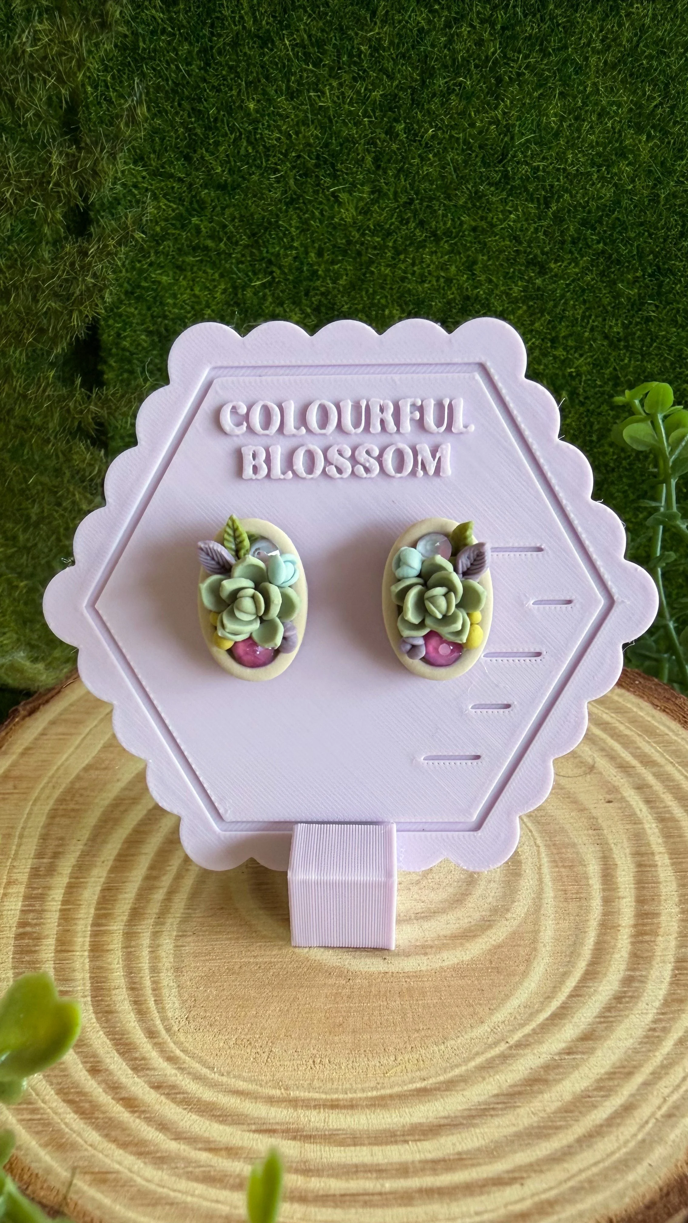 Tiestito Studs - Oval Pink