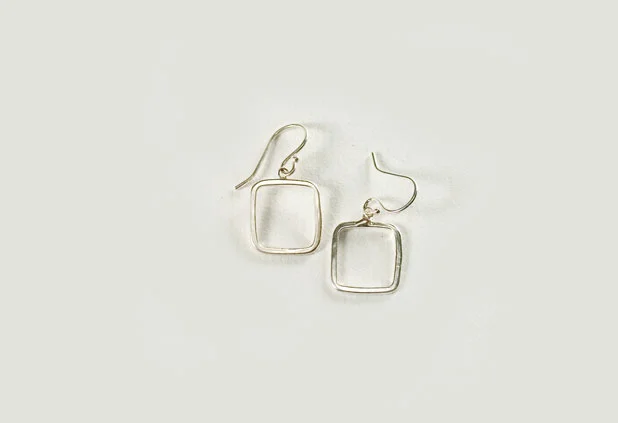 Dandy Square Dangle