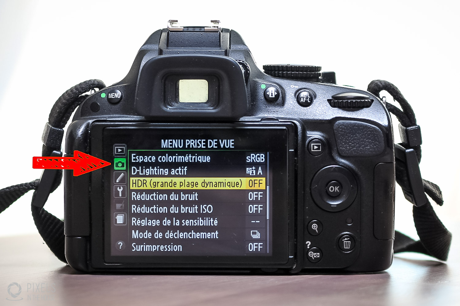 Étape 2 : Naviguez jusqu'au "Menu prise de vue" et descendez jusqu'à l'option "HDR".