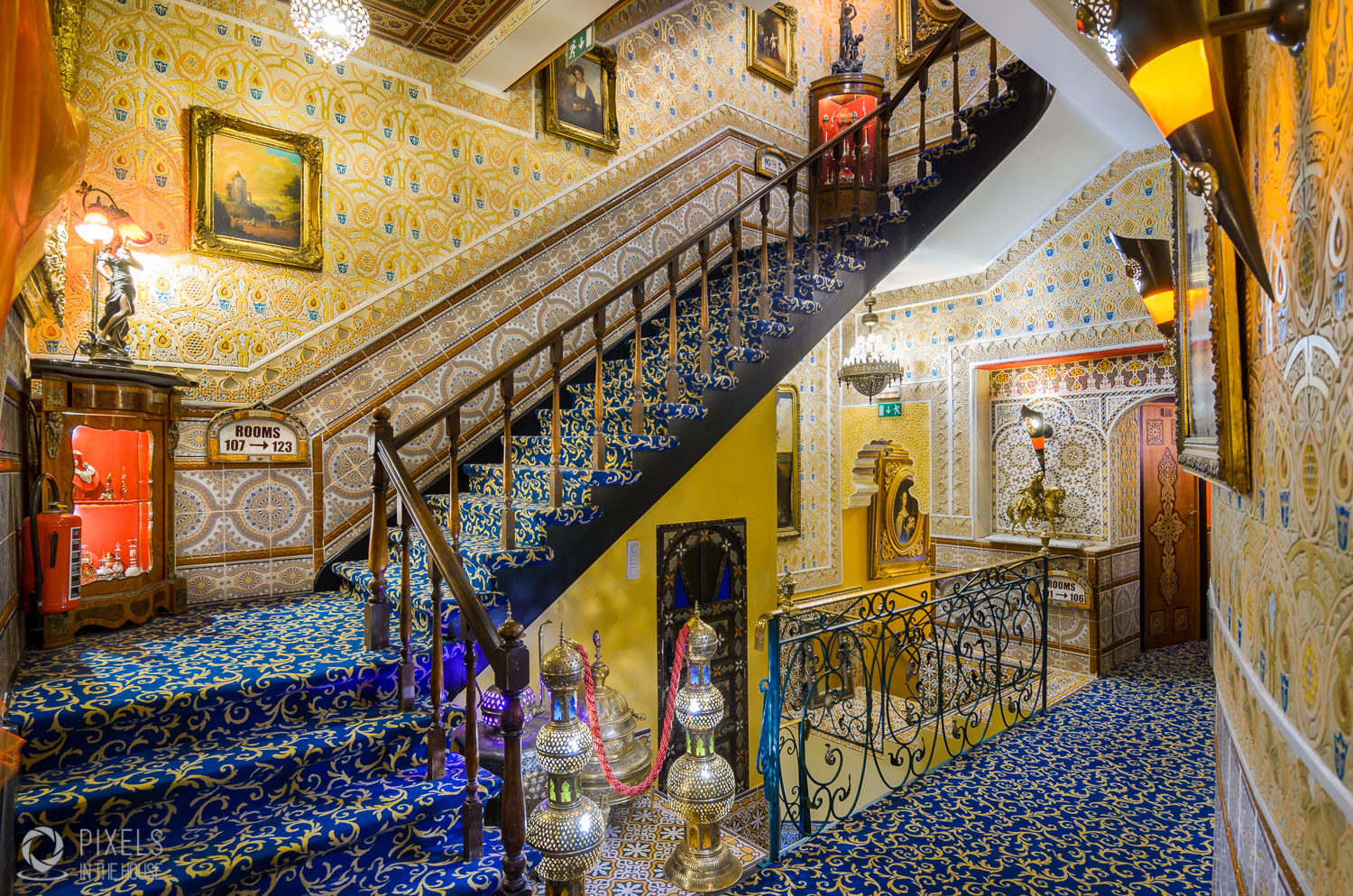 pixels-in-the-house-hotel-mozart-10.jpg