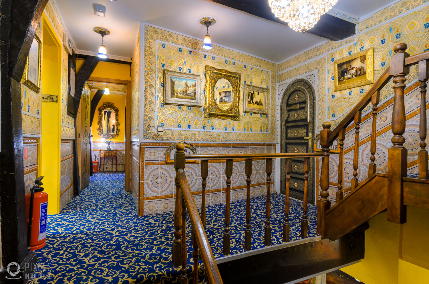pixels-in-the-house-hotel-mozart-14.jpg