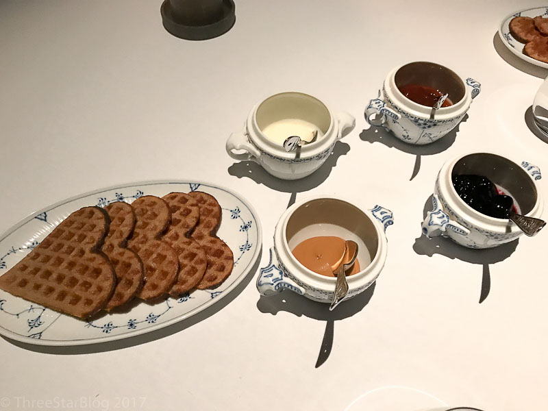 Review of Maaemo in Oslo, Norway — Three-Star Epicure