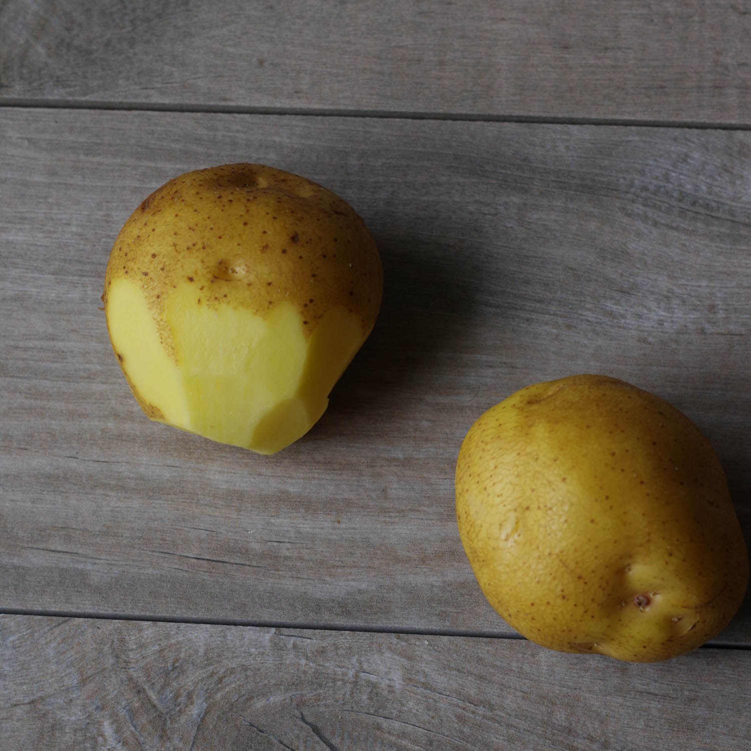 Yellow potatoes for Garlicky Mashed Potatoes.