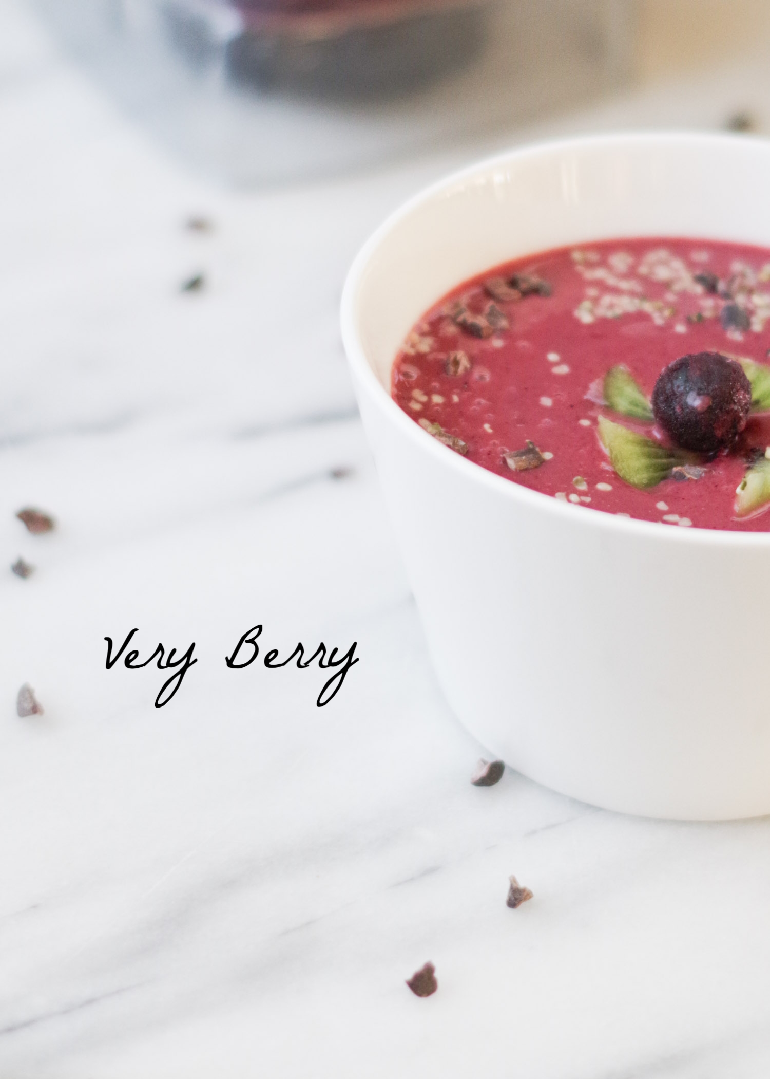 Very berry Smoothie Bowl || by Beautiful Ingredient