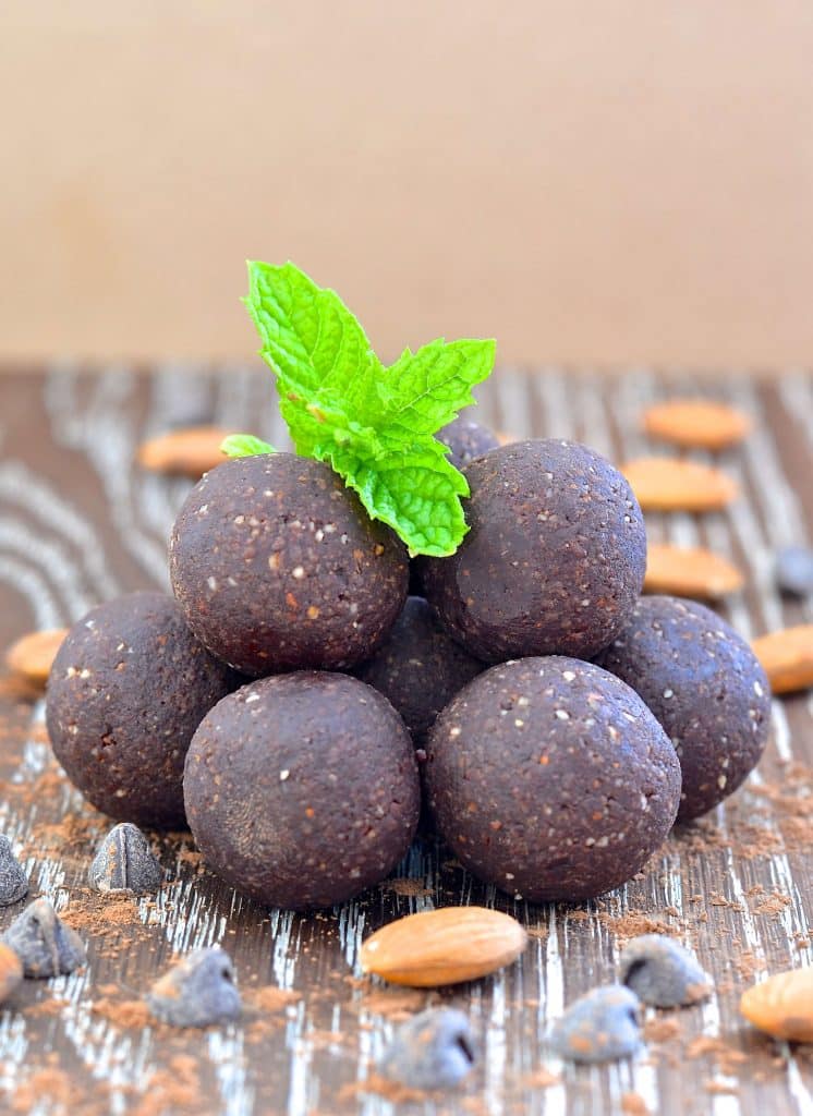 Mint Chocolate Truffle Larabar Bites, GF Vegan | A Virtual vegan
