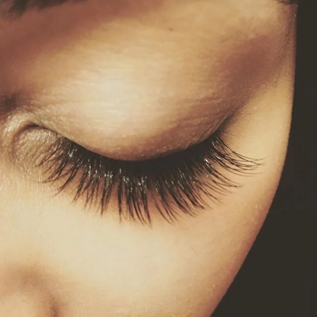 eyelash extension.jpeg