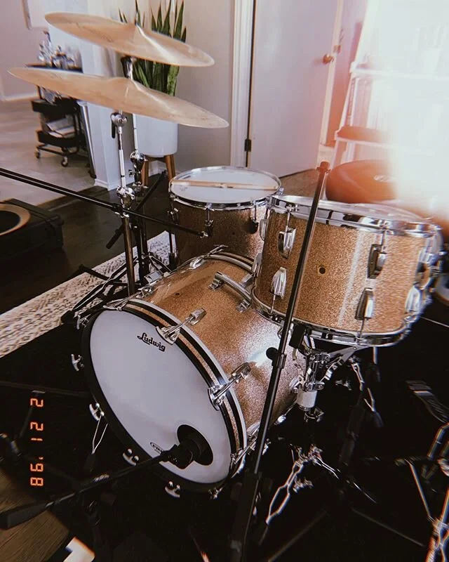 my ludwig love is HEAVY these days. found my dream kit - 68’ champagne classic maple. could not be happier. after a few sessions now, safe to say i’ll hold this the next 1000 years.