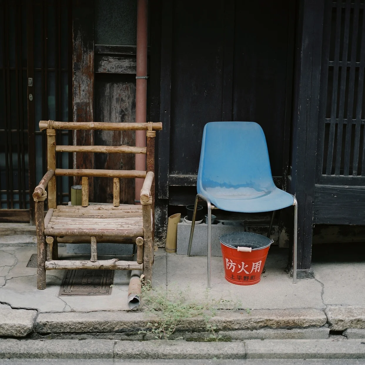 Yobai-dori, Shimogyo-ku, Kyoto, Japan, 2012