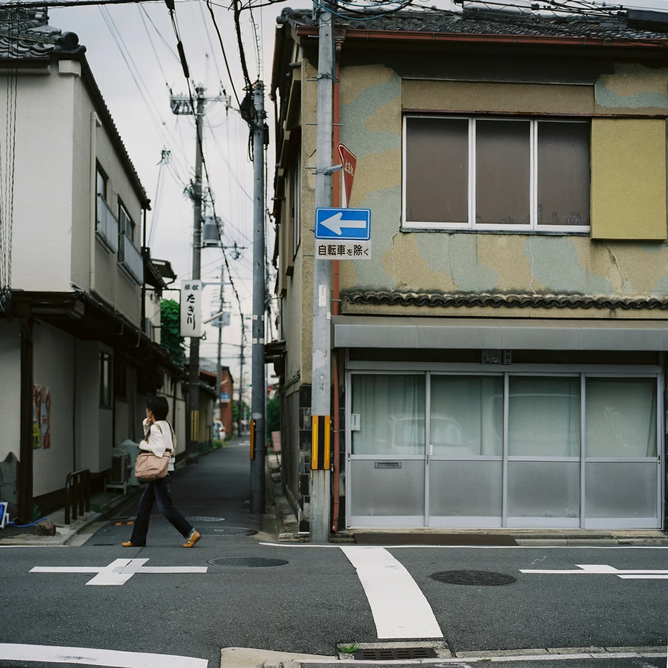Hanayacho-Higashinotoin-dori, Shimogyo-ku, Kyoto, Japan, 2012