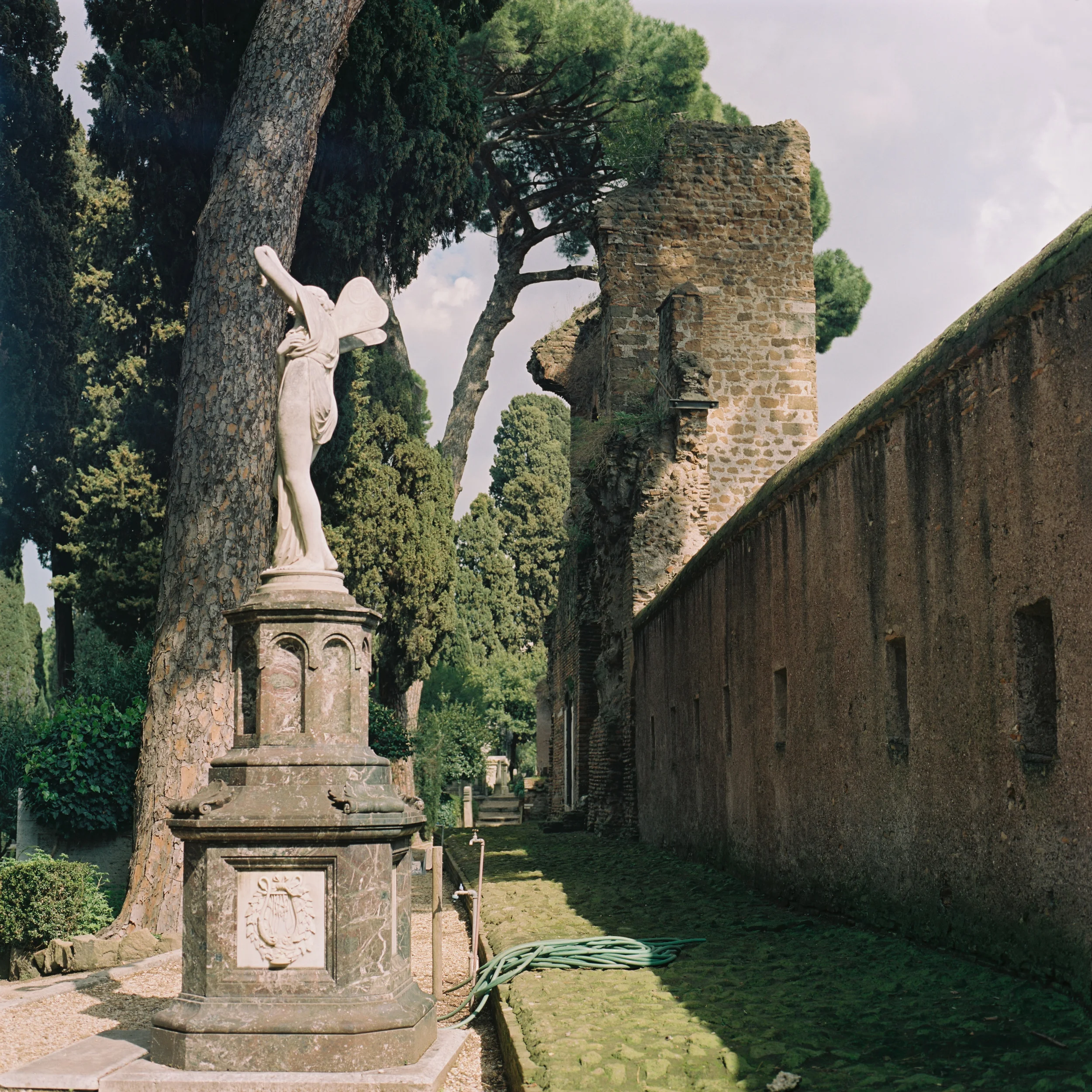 Cimitero Acattolico, Rome, 2015
