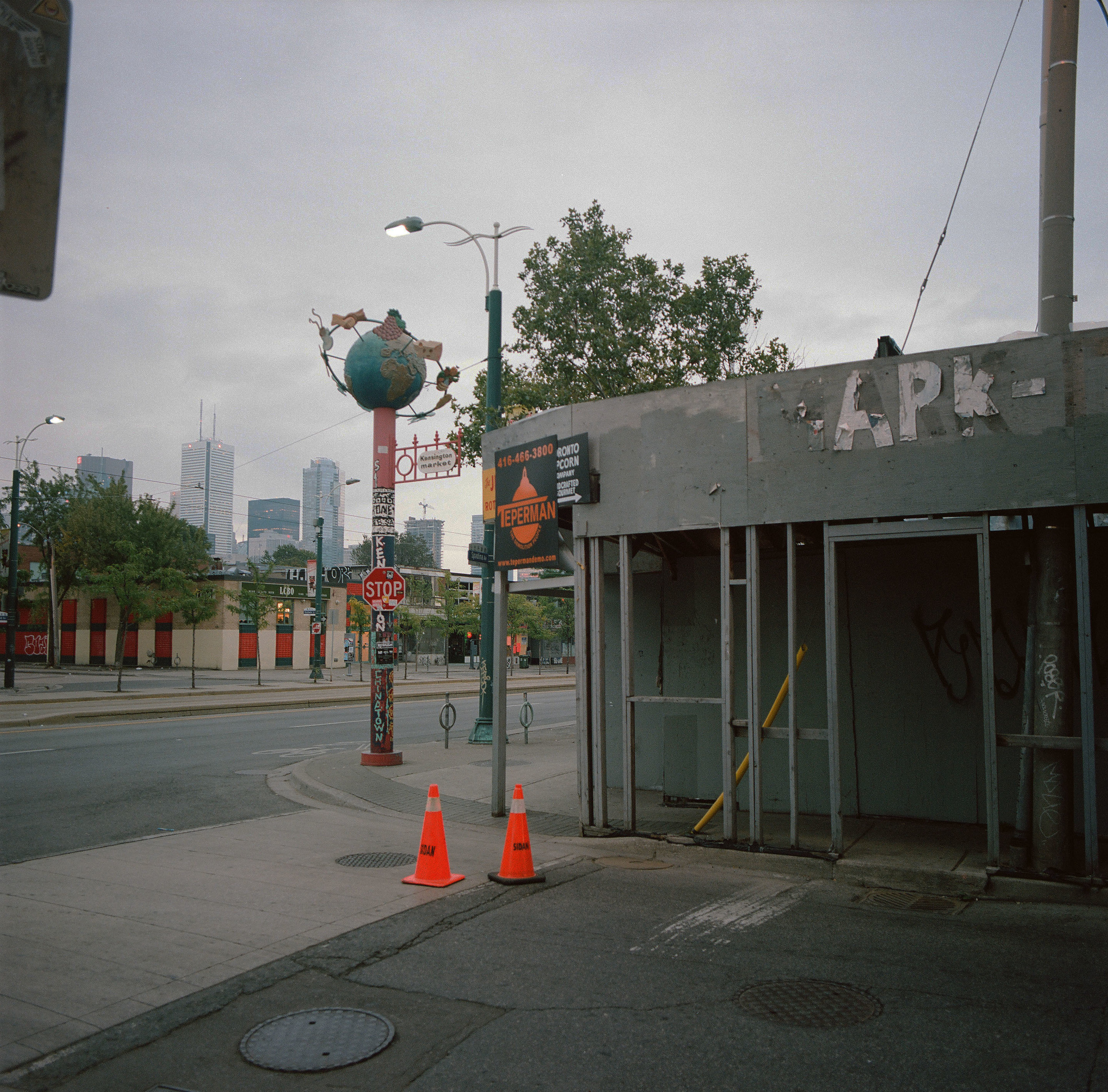  St. Andrew Street  at Spadina Avenue,  Toronto, Ontario, 2015 