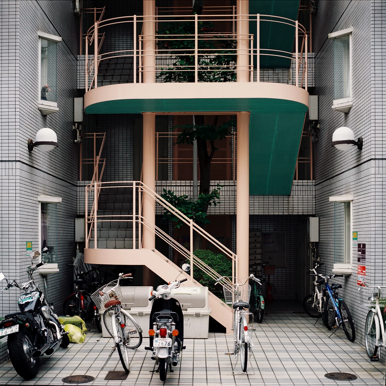 Yobai-dori, Shimogyo-ku, Kyoto, Japan, 2012