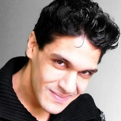 H2CJWolE_400x400.jpg