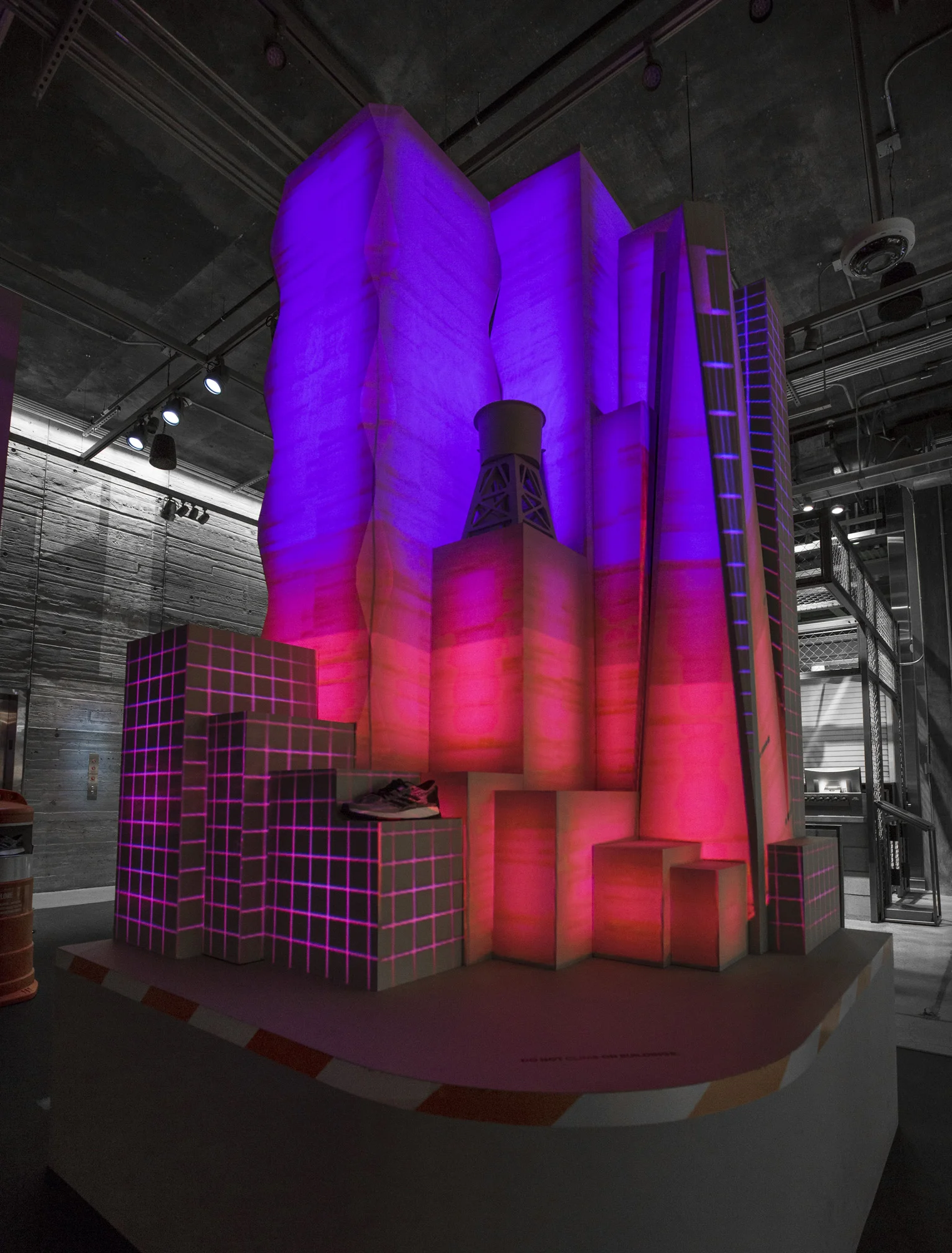 Adidas-Building-Red-04.jpg