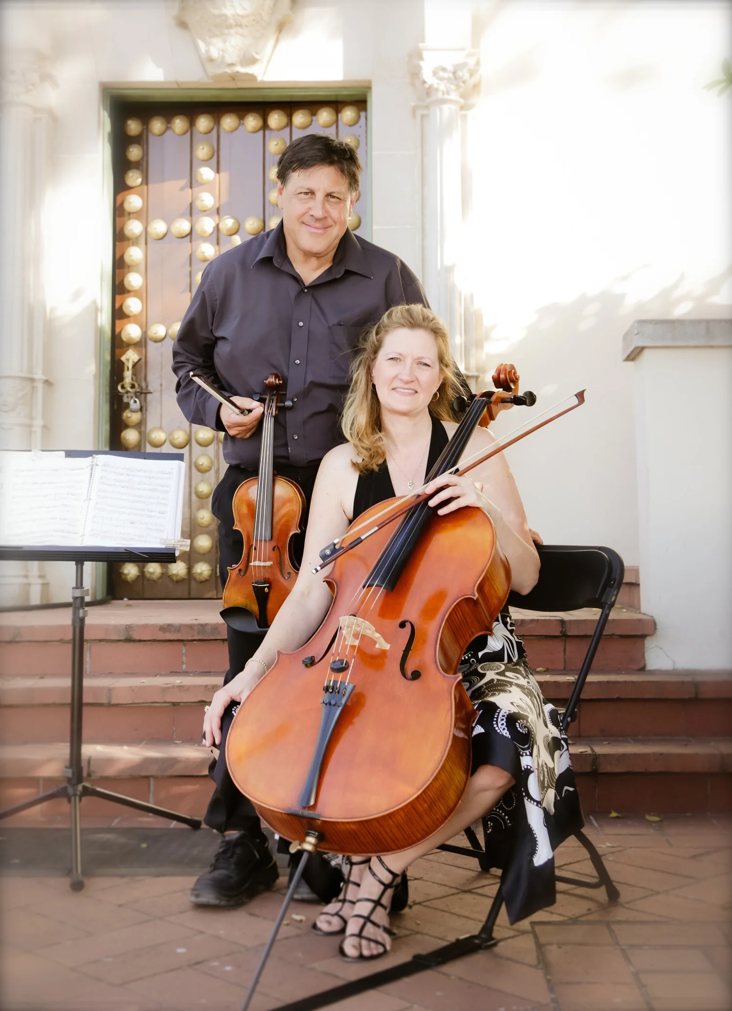 Robert-Lynne-Hearst-Castle-event-music-violin-cello.jpg